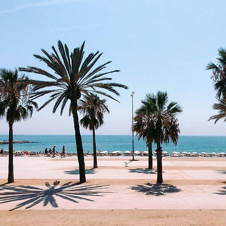 Yacht In Barcelona 호텔 산트 아드리아 데 베소스 외부 사진