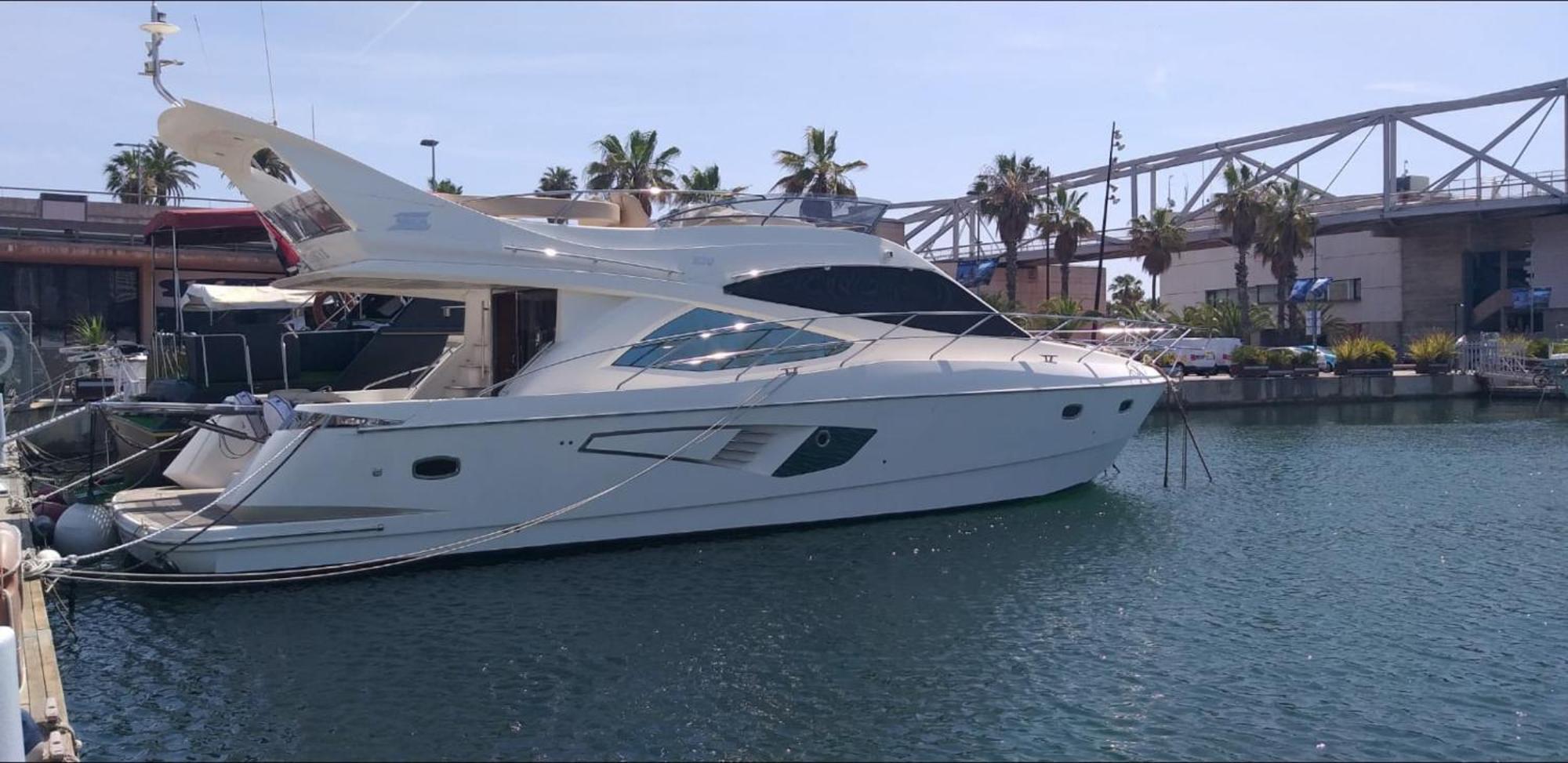 Yacht In Barcelona 호텔 산트 아드리아 데 베소스 외부 사진