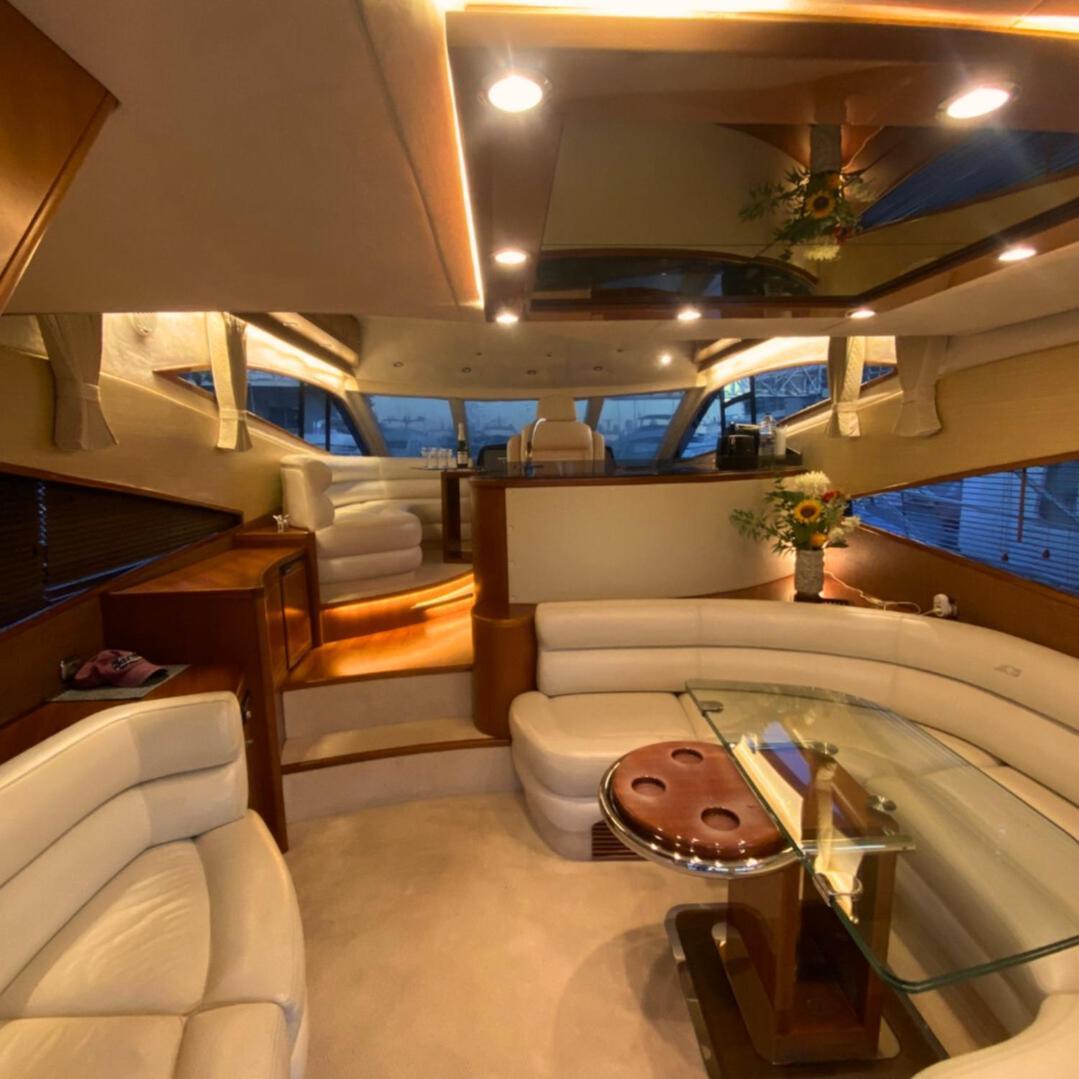 Yacht In Barcelona 호텔 산트 아드리아 데 베소스 외부 사진